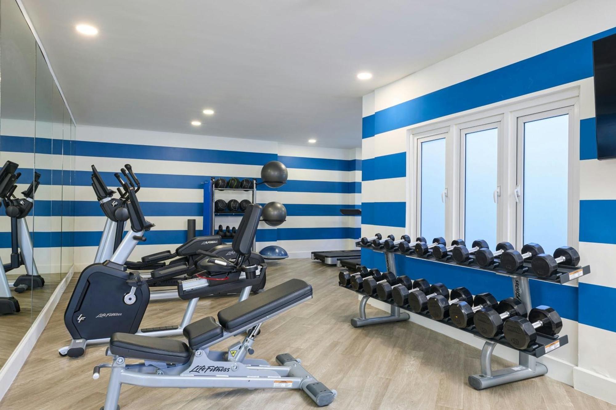 Waves Resort & Spa, Barbados, An Autograph Collection All-Inclusive Resort Saint James Ngoại thất bức ảnh